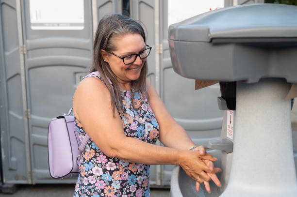 Portable Toilet Options We Offer in New Brunswick, NJ